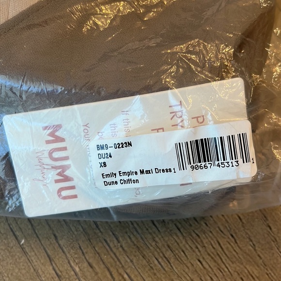 Show Me Your Mumu Emily Empire Maxi Dress Dune Chiffon XS NWT - Picture 5 of 6